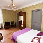 Szálloda Logis - Restaurant La Marbrerie Caunes-Minervois