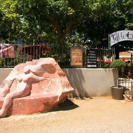 Ξενοδοχείο Logis - Restaurant La Marbrerie Caunes-Minervois