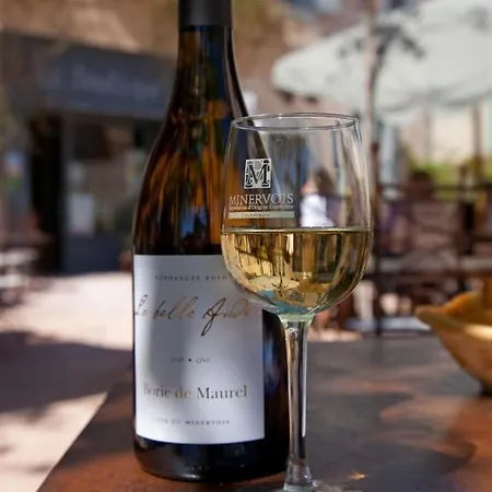 Ξενοδοχείο Logis - Restaurant La Marbrerie