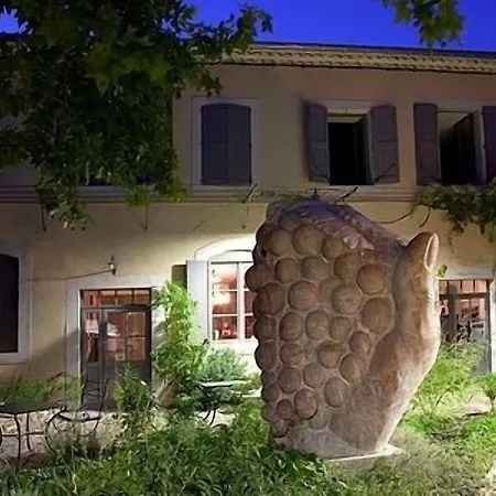 Logis Hotel - Restaurant La Marbrerie Hotell