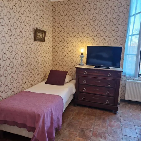 Hotell Logis Hotel - Restaurant La Marbrerie 3*