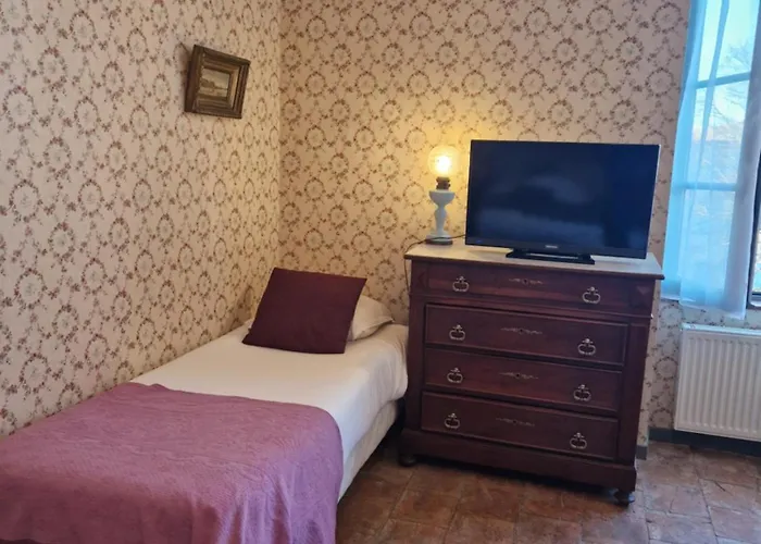 Hotell Logis Hotel - Restaurant La Marbrerie 3*